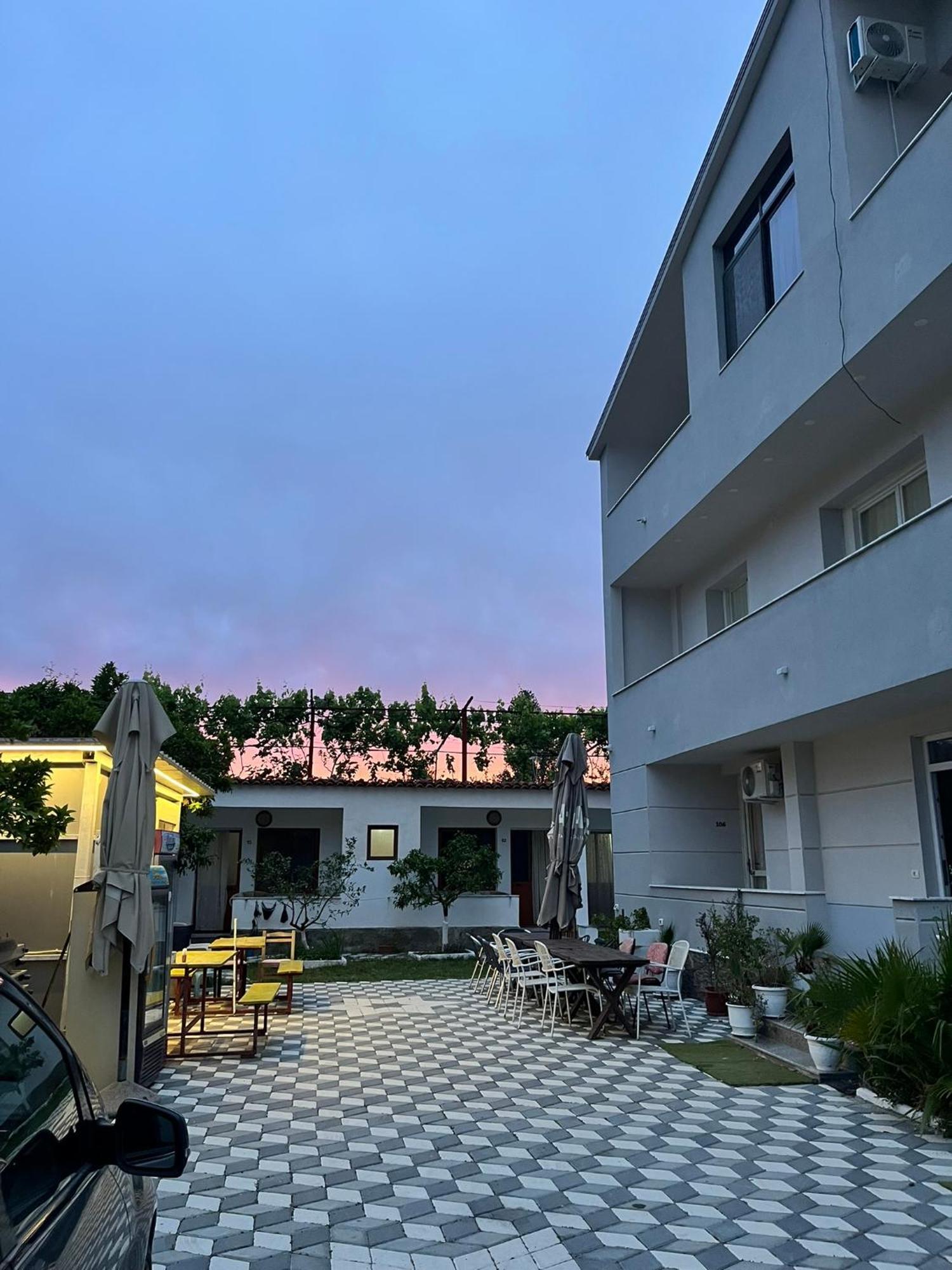 Vila Cano Boutique Durrës Esterno foto